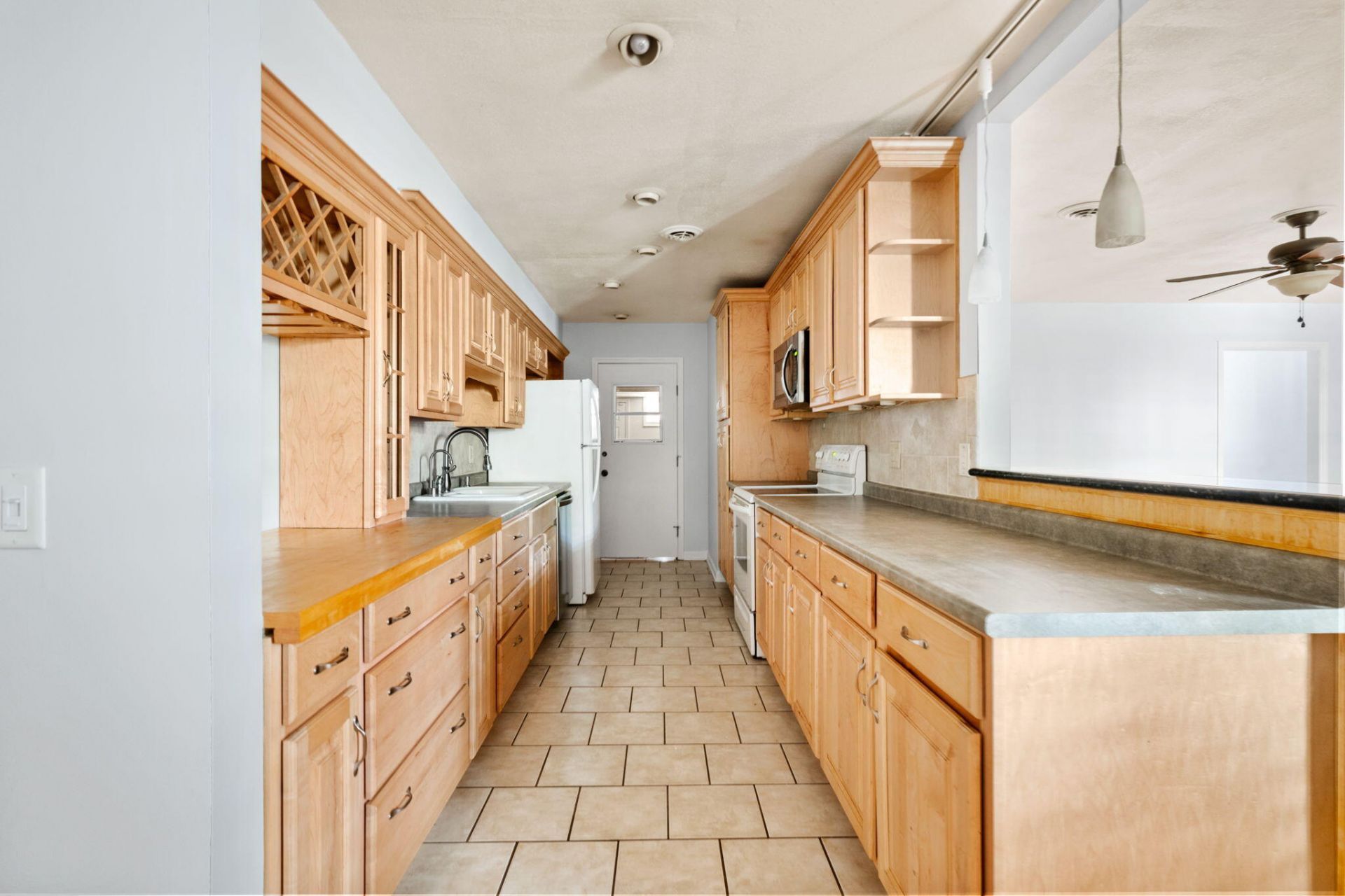 32 Meander Row Photo 10