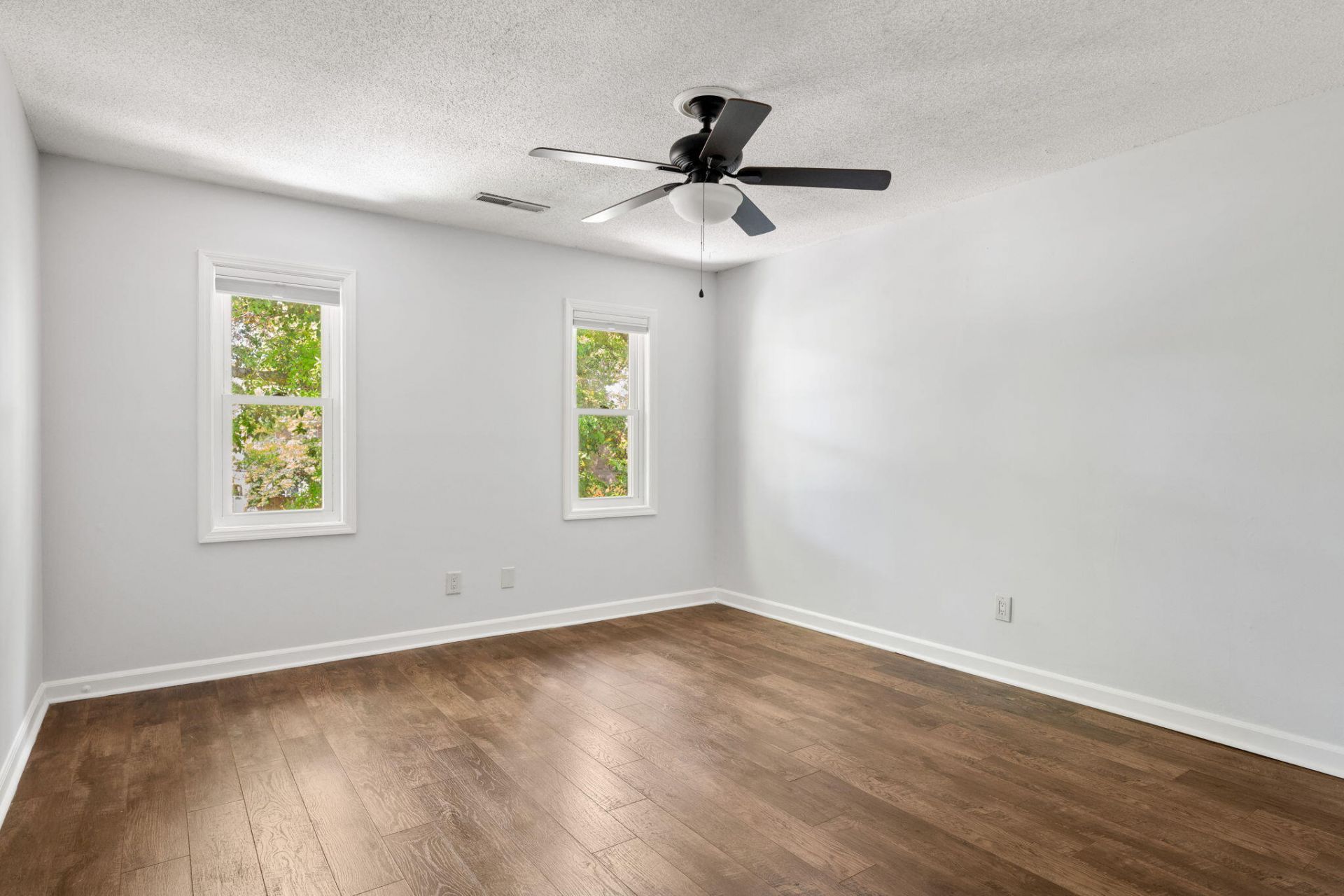 32 Meander Row Photo 13