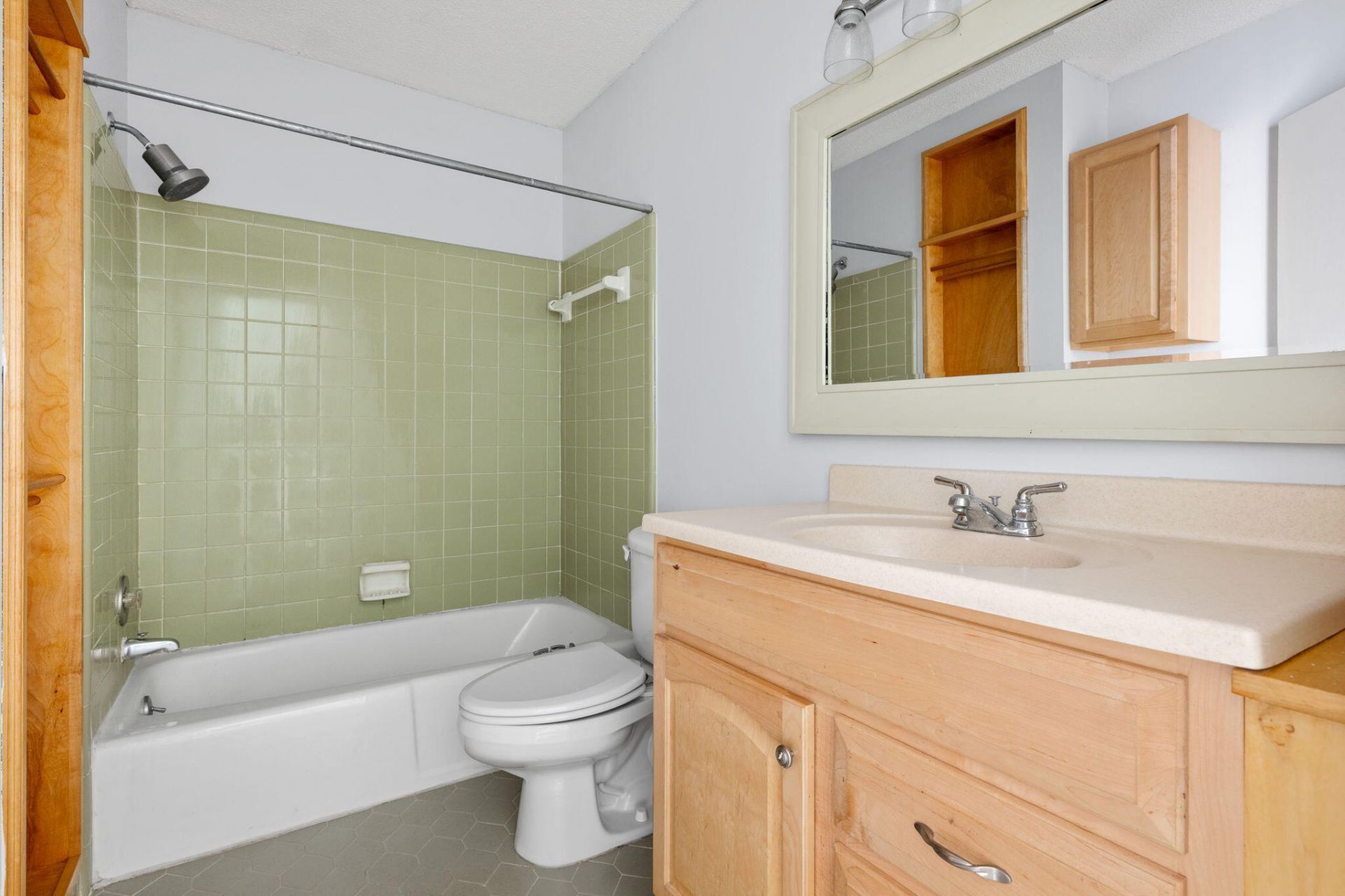 32 Meander Row Photo 15