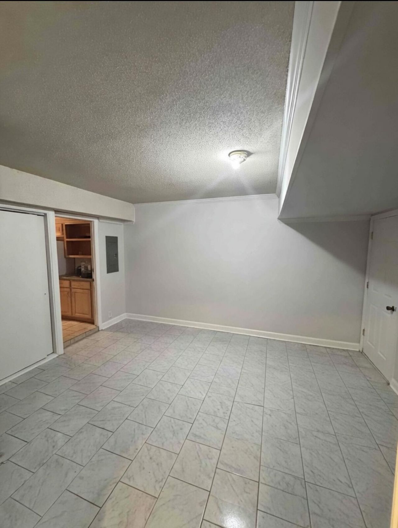 32 Meander Row Photo 32