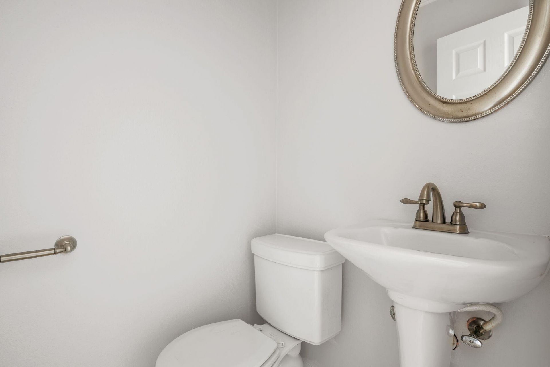 32 Meander Row Photo 5