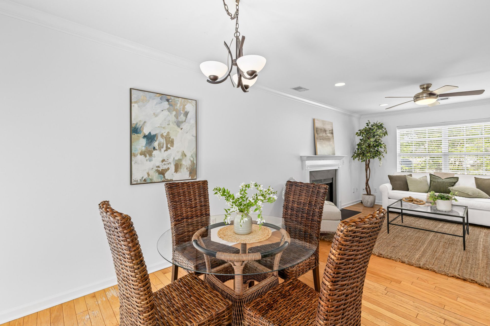 1099 Farmington Road Photo 16