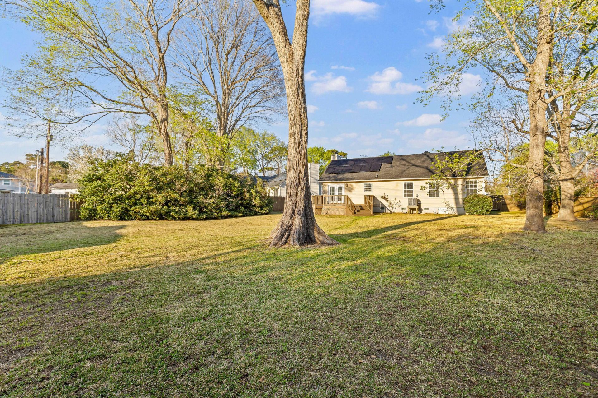 1099 Farmington Road Photo 33