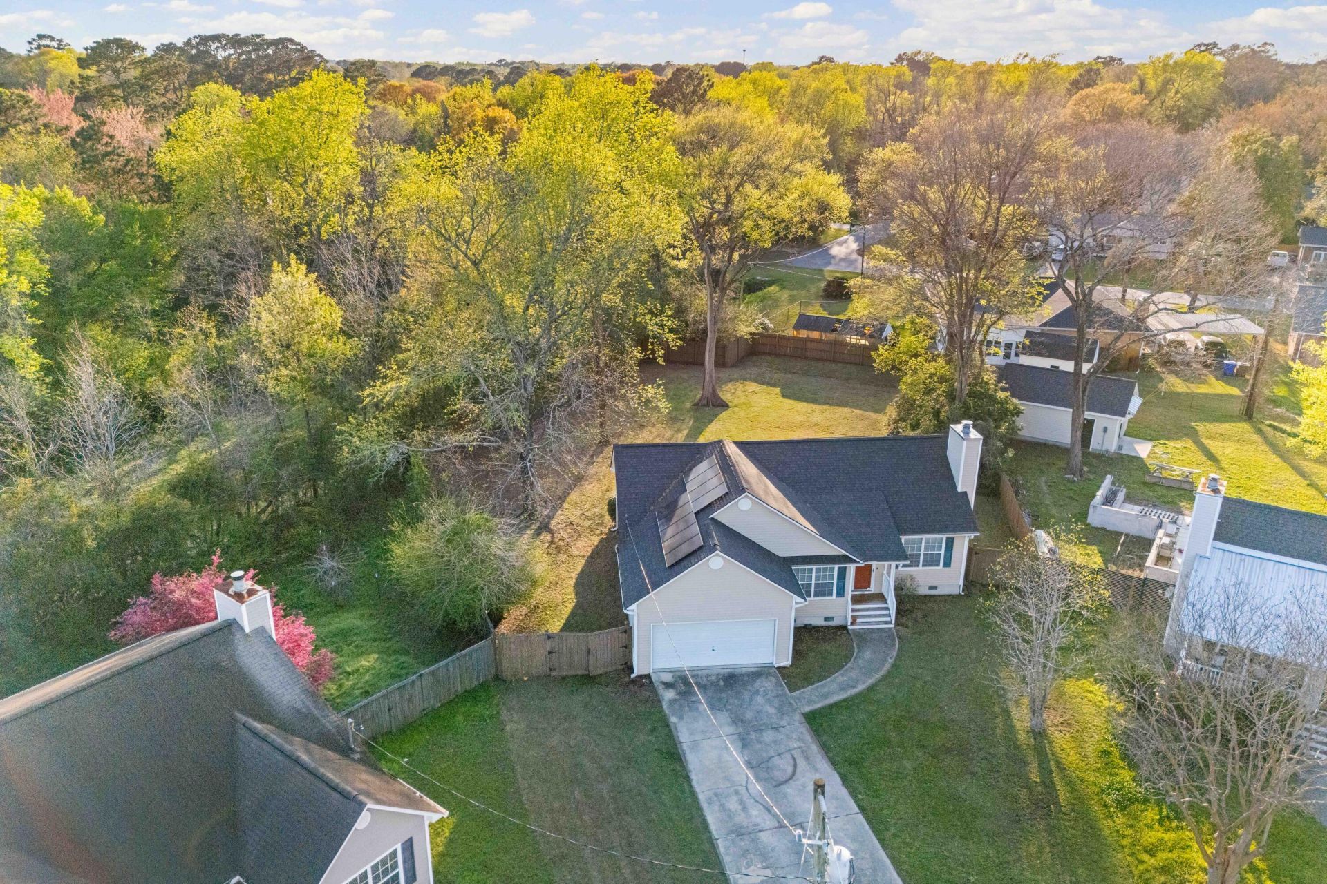 1099 Farmington Road Photo 35