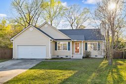 1099 Farmington Road photo 4