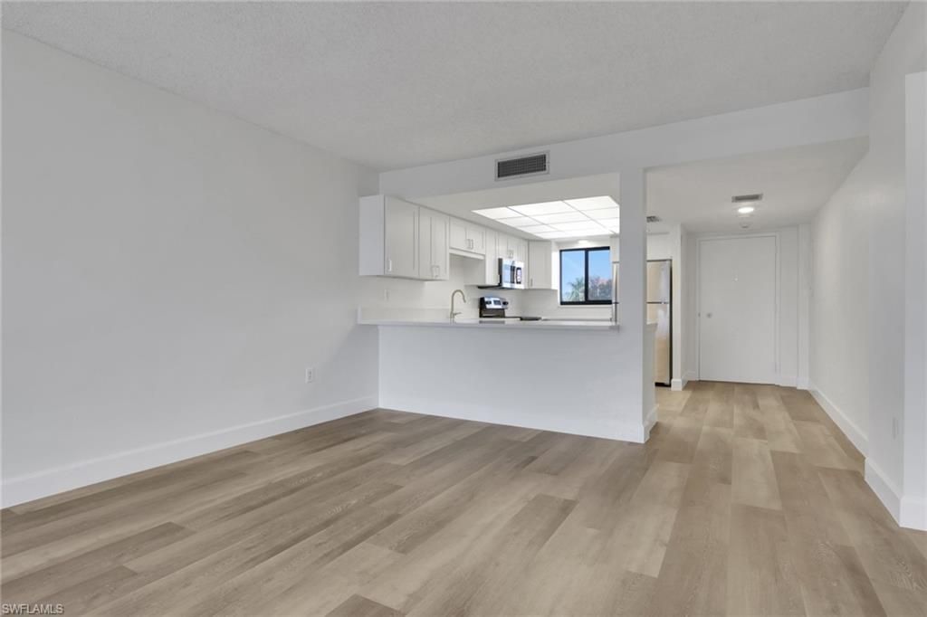 4280 SE 20th Pl , Unit 402, Cape Coral, FL 33904 Photo