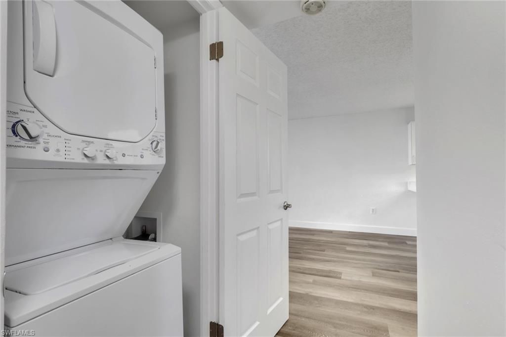 4280 SE 20th Pl , Unit 402, Cape Coral, FL 33904 Photo