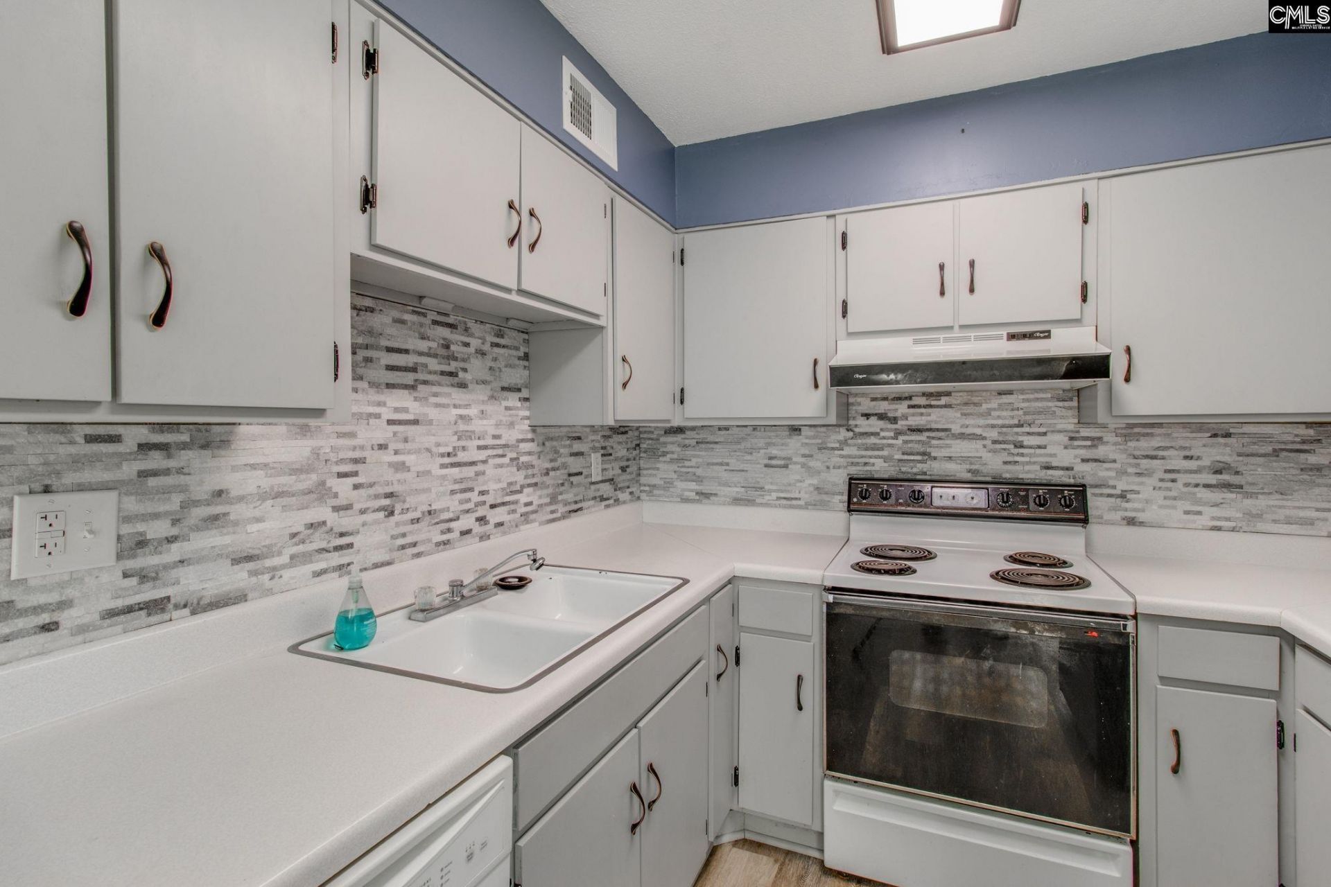 1100 Skyland Drive Photo 9