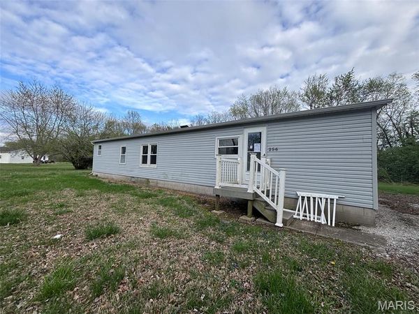 256 N 2nd Street , Livingston, IL 62058