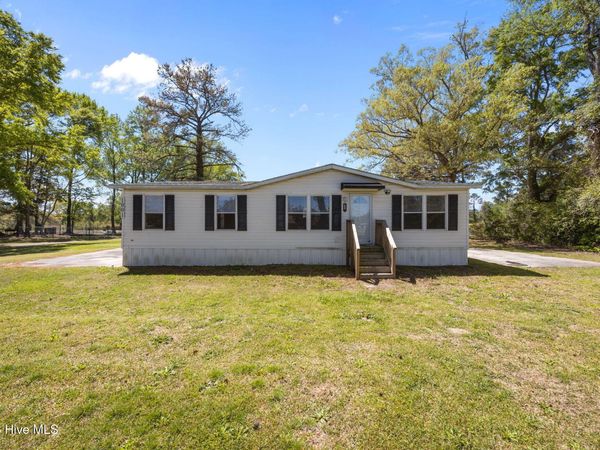 1001 Antioch Road , New Bern, NC 28560