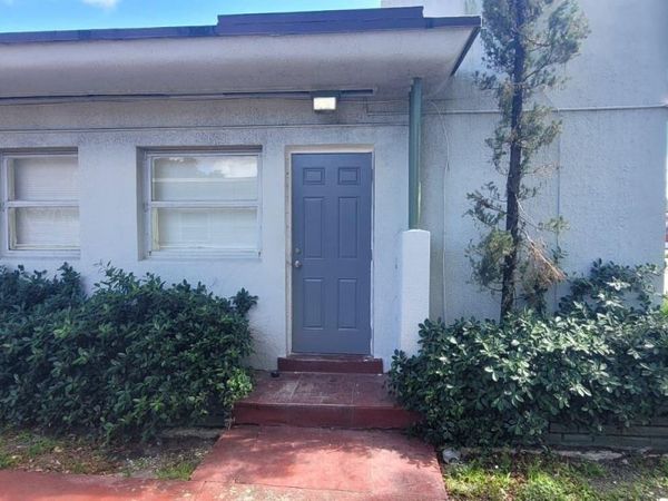 403 N 19th Avenue, Unit J, Hollywood, FL 33020