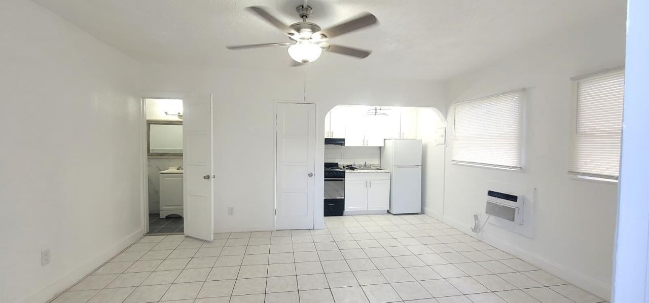 403 N 19th Avenue, Unit J, Hollywood, FL 33020 Photo
