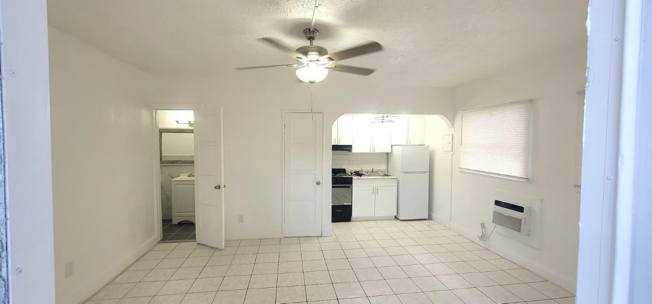 403 N 19th Avenue, Unit J, Hollywood, FL 33020 Photo