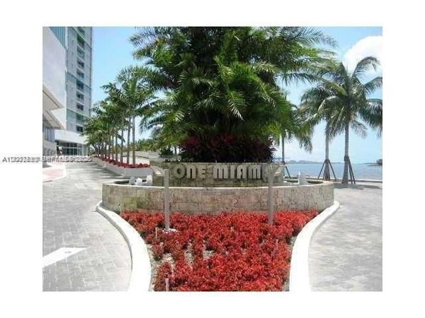 Unit 3502, Miami, FL 33131