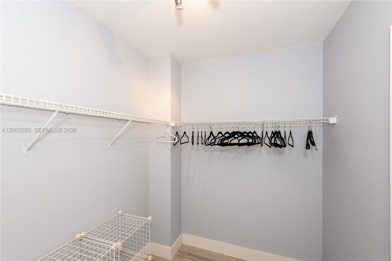 2301 Collins Ave , Unit 1009, Miami Beach, FL 33139 Photo