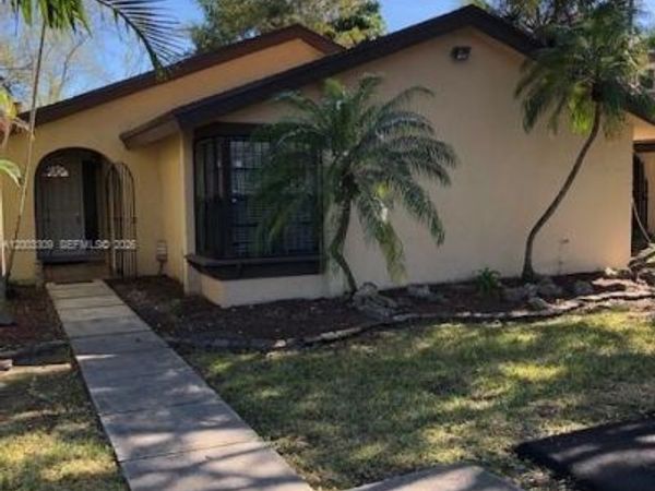 9164 SW 132nd Ln, Miami, FL 33176