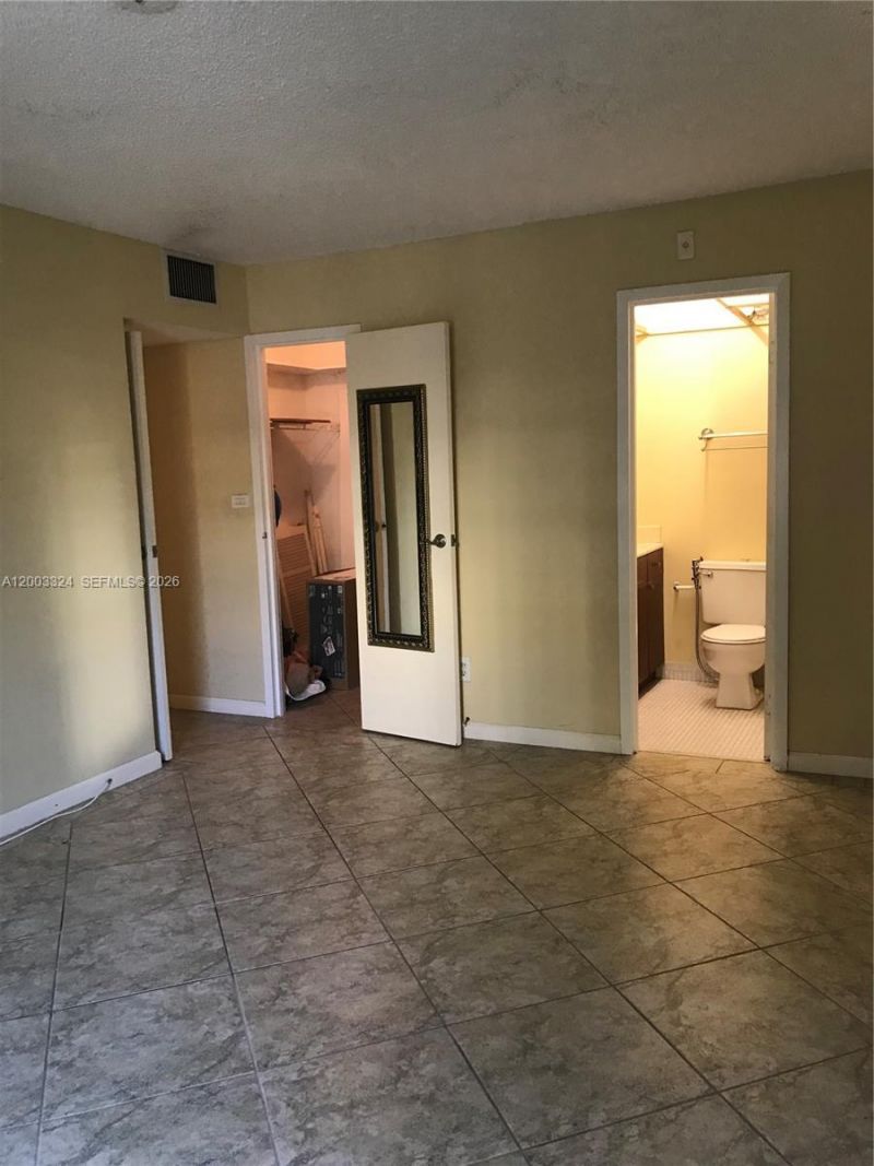 200 172nd St, Unit 207, Sunny Isles Beach, FL 33160 Photo