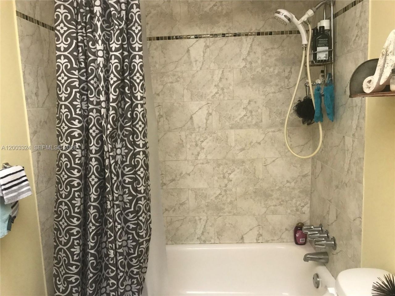 200 172nd St, Unit 207, Sunny Isles Beach, FL 33160 Photo