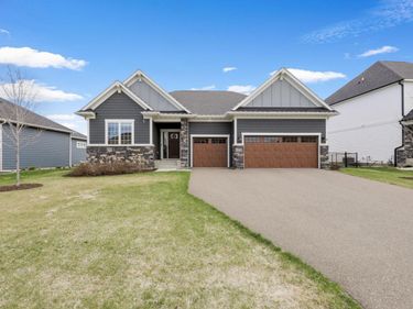 14728 River Hills Parkway, Dayton, MN 55327
