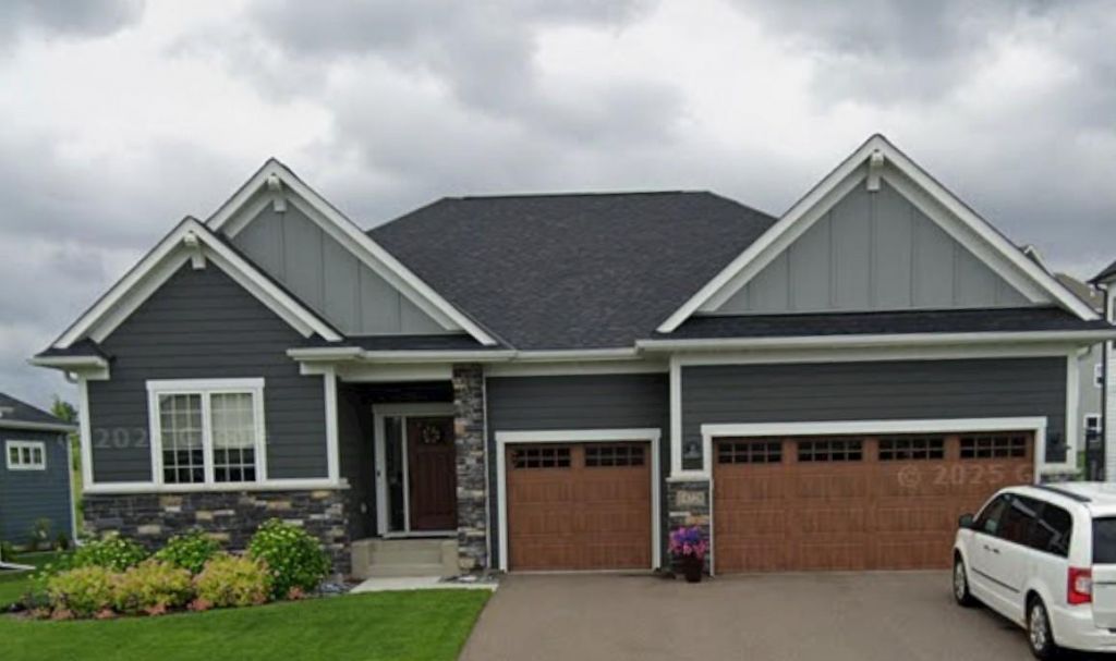 14728 River Hills Parkway, Dayton, MN 55327