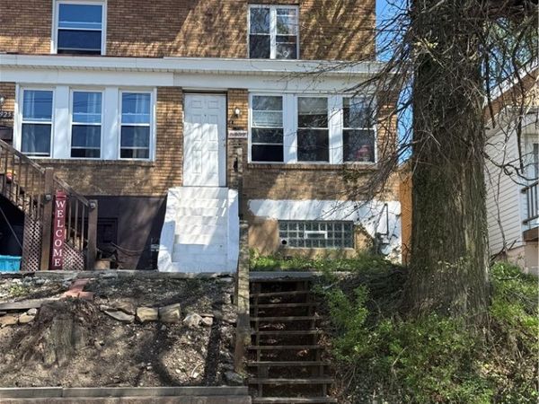 2927 Willett Rd , Pittsburgh, PA 15227