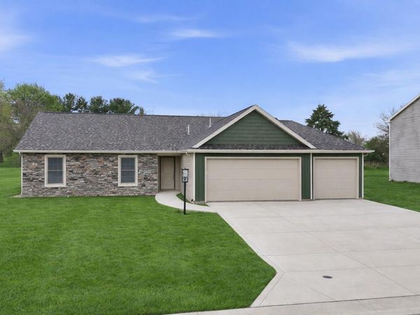 17315 Fett Drive, Huntertown, IN 46748