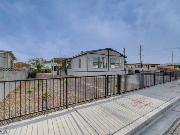 2353 Toiyabe Street , Las Vegas, NV 89156