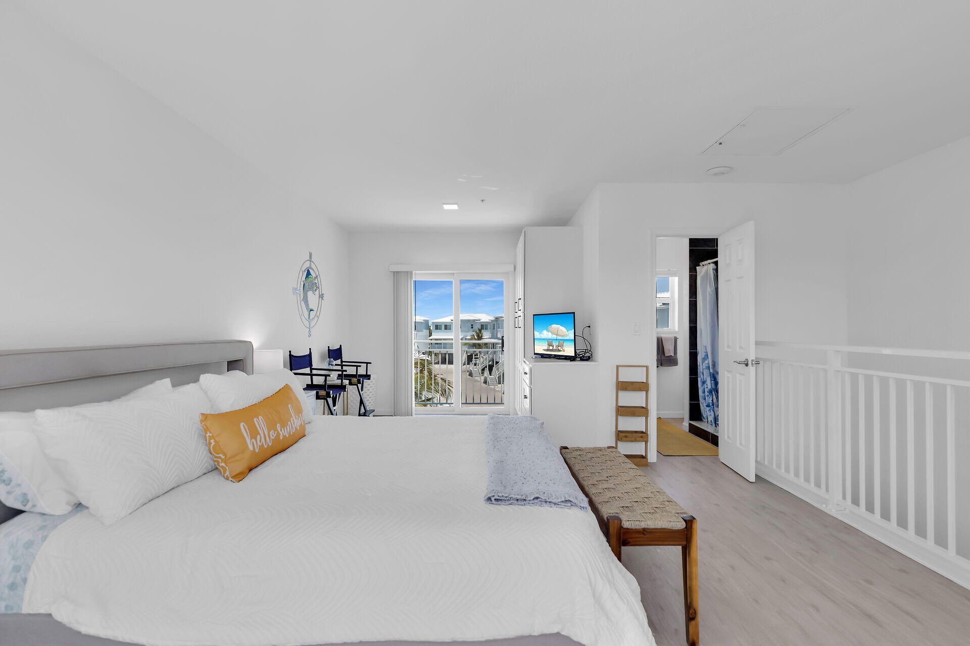 10877 Overseas Highway, Unit APT 108, Marathon, FL 33050 Photo