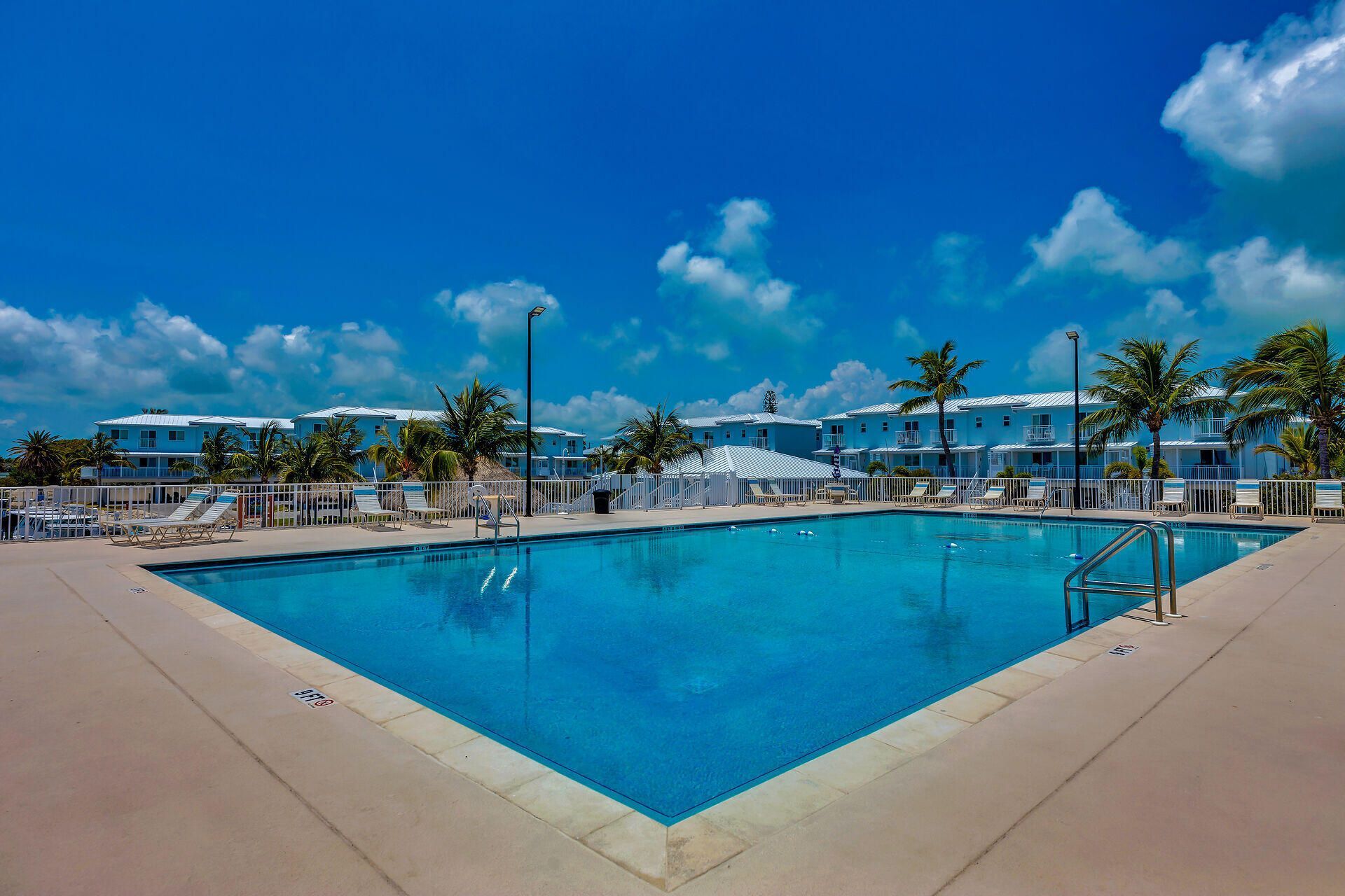 10877 Overseas Highway, Unit APT 108, Marathon, FL 33050 Photo