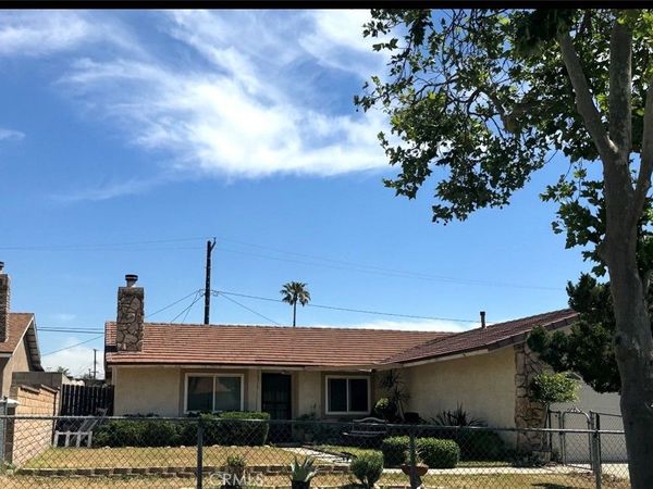 9765 Sycamore, Fontana, CA 92335
