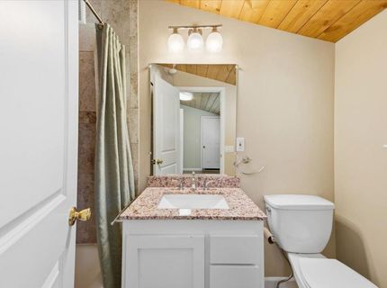 10747 Bartlett Dr, Grass Valley, CA 95945 Photo