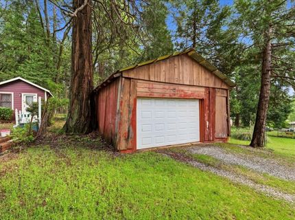 10747 Bartlett Dr, Grass Valley, CA 95945 Photo