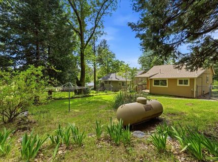 10747 Bartlett Dr, Grass Valley, CA 95945 Photo