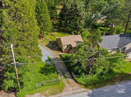 10747 Bartlett Dr, Grass Valley, CA 95945 Photo