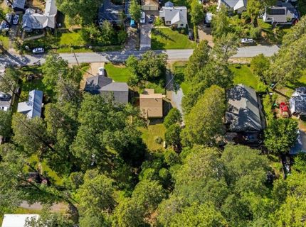 10747 Bartlett Dr, Grass Valley, CA 95945 Photo