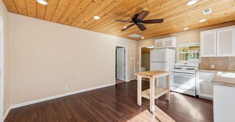 10747 Bartlett Dr, Grass Valley, CA 95945 Photo