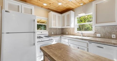 10747 Bartlett Dr, Grass Valley, CA 95945 Photo