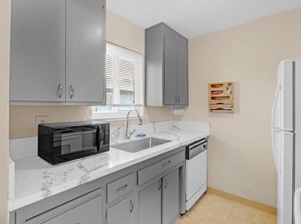 9001 Casals St #4, Unit 4, Sacramento, CA 95826 Photo