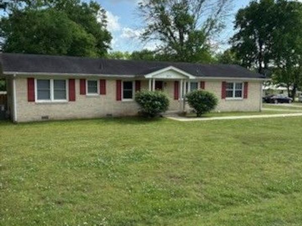 303 Pawnee Trl , Columbia, TN 38401