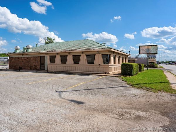 426 S Wilson Street , Vinita, OK 74301