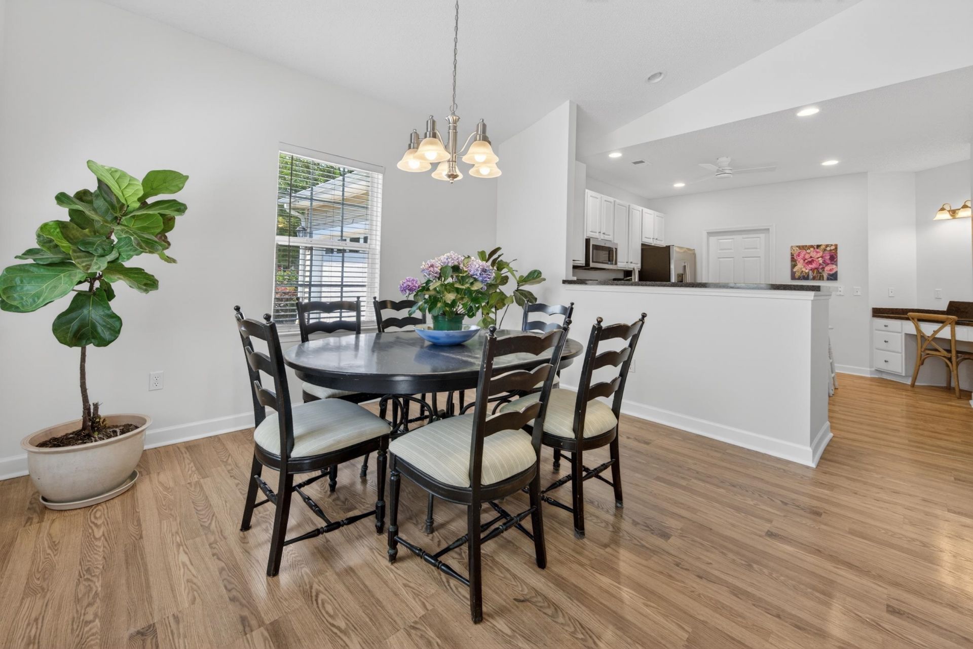 56 Highgrove Ct.  Photo 10