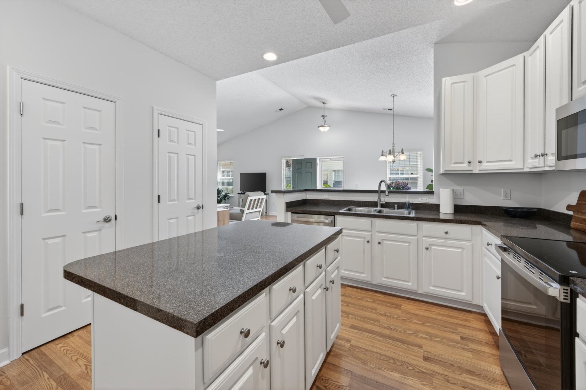 56 Highgrove Ct.  Photo 13