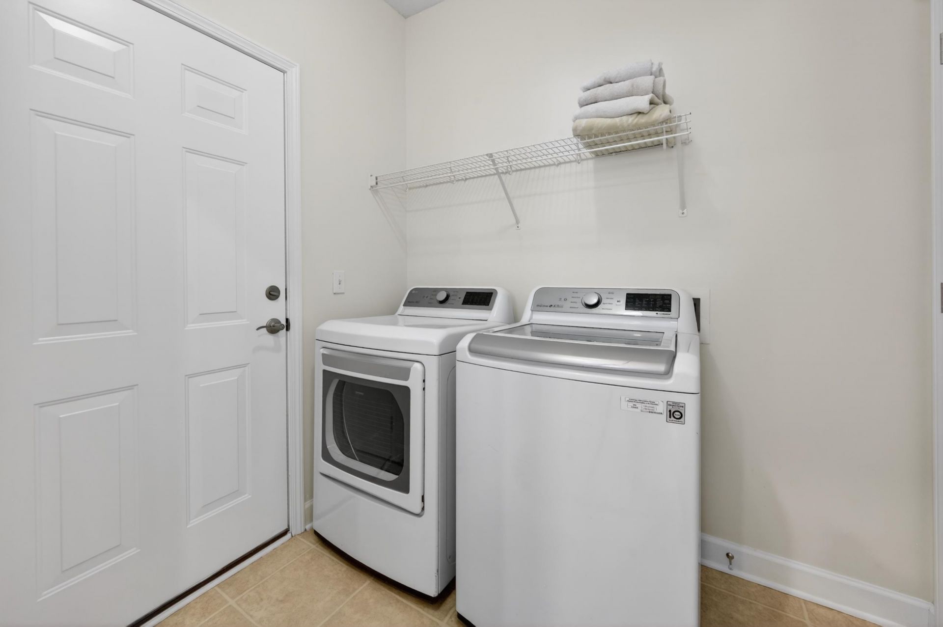 56 Highgrove Ct.  Photo 16