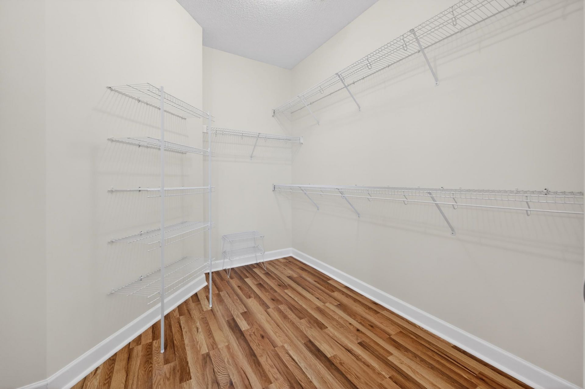 56 Highgrove Ct.  Photo 23