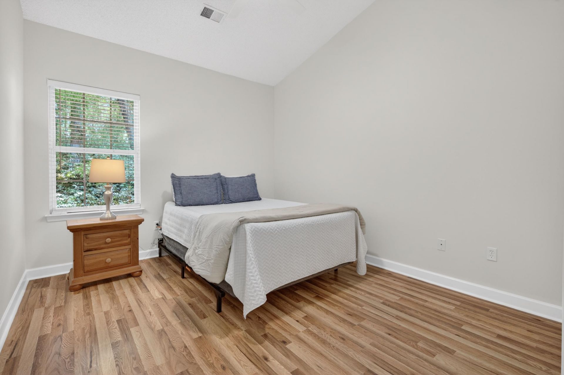 56 Highgrove Ct.  Photo 24