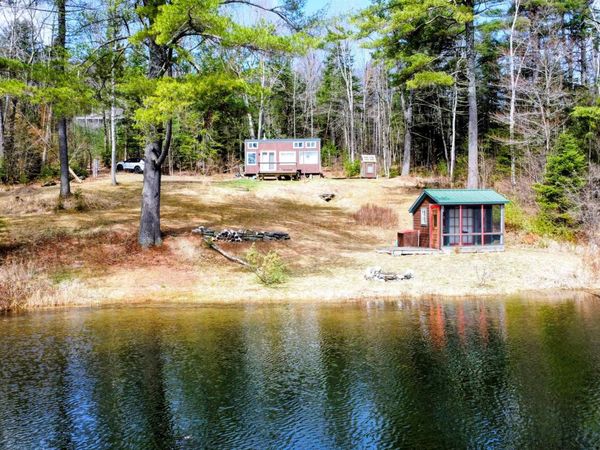 117 Dempsey Lane, Newbury, VT 05051