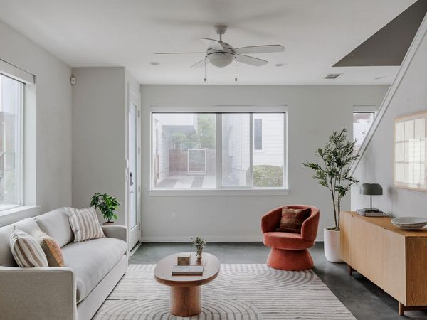 801 N Bluff DR, Unit 28, Austin, TX 78745