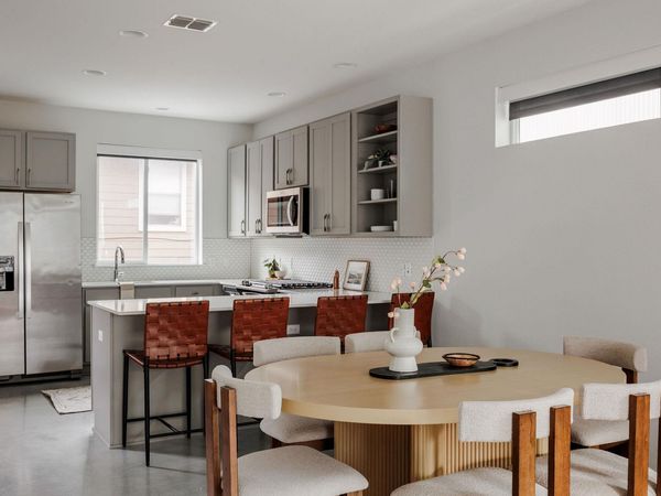 801 N Bluff DR, Unit 28, Austin, TX 78745
