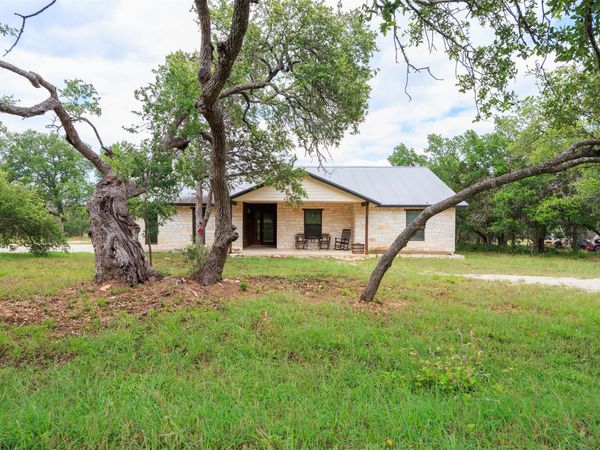 283 Rust Ranch RD , Blanco, TX 78606