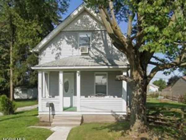 227 Osborne Street , Rossford, OH 43460